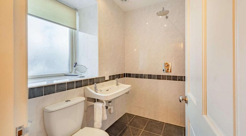 Photo of 4 Bed in Mindrum