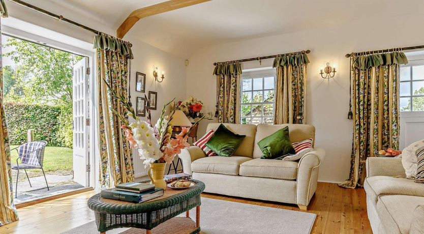 Photo of 1 Bed in St Austell