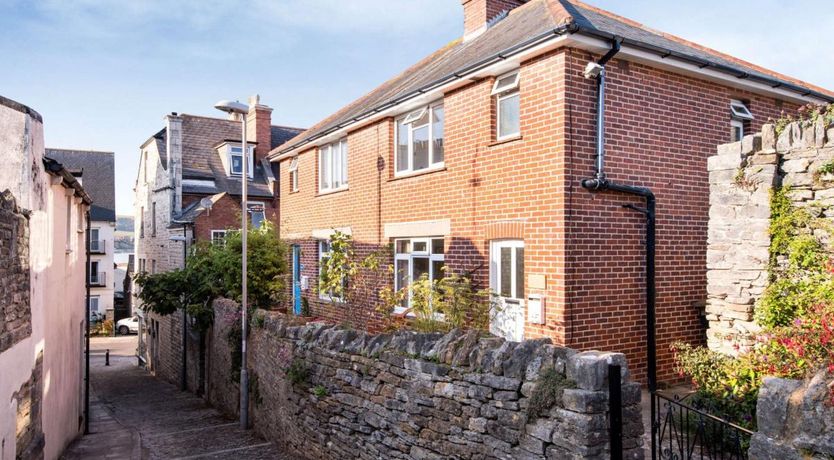 Photo of 3 Bed in Swanage