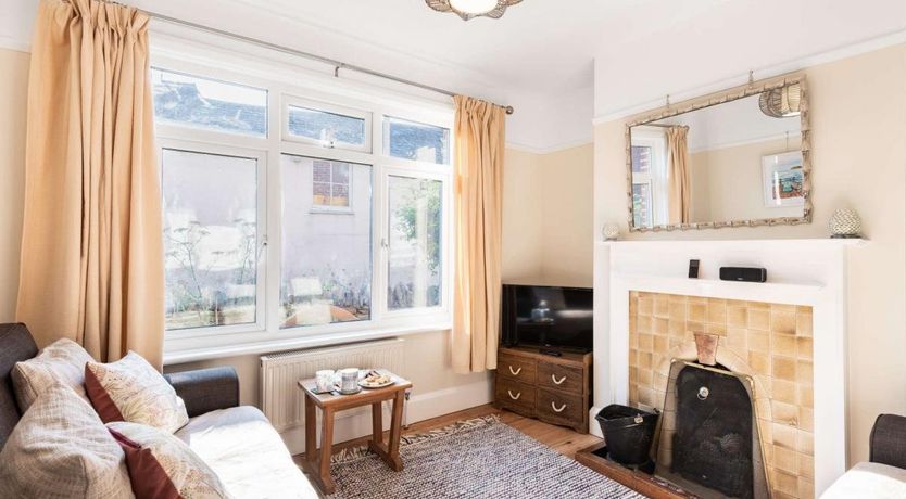 Photo of 3 Bed in Swanage