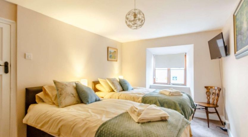 Photo of 4 Bed in Brixham