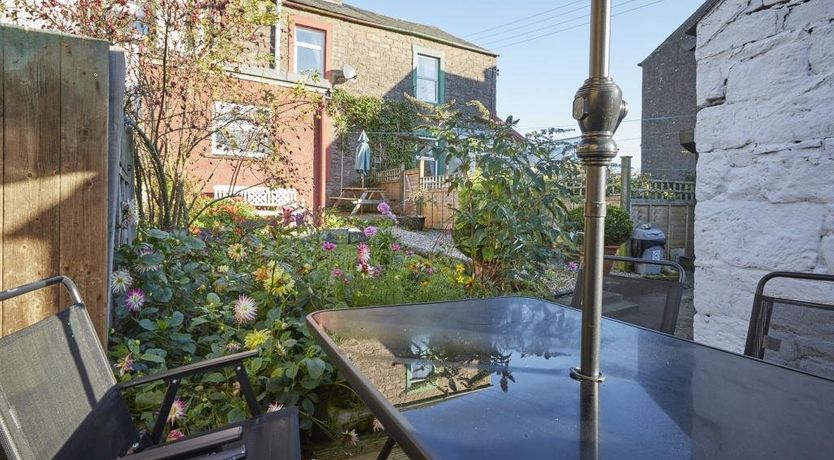 Photo of 3 Bed in Ullock