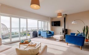 Photo of in Aberdovey (DY041)