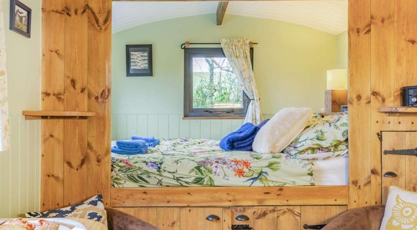 Photo of 1 Bed in Kingsbridge