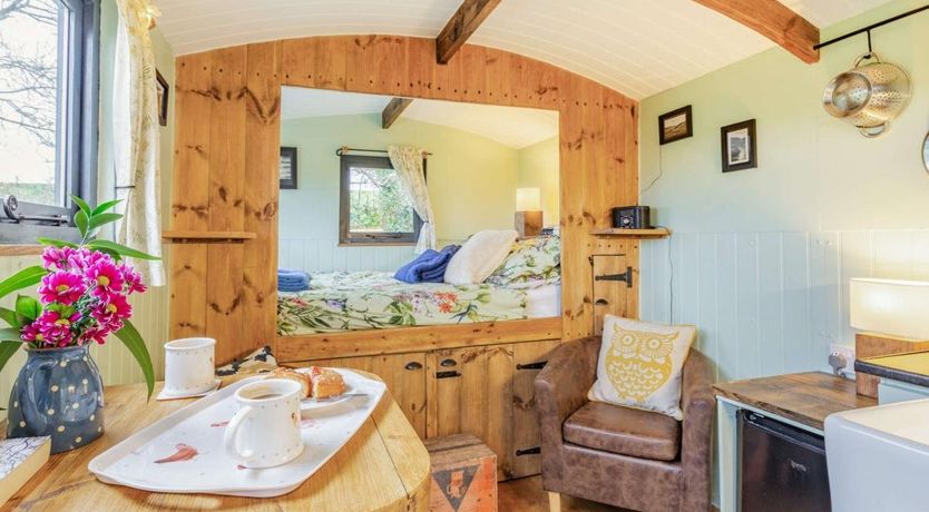 Photo of 1 Bed in Kellaton