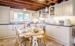 Photo of 3 Bed in Narberth