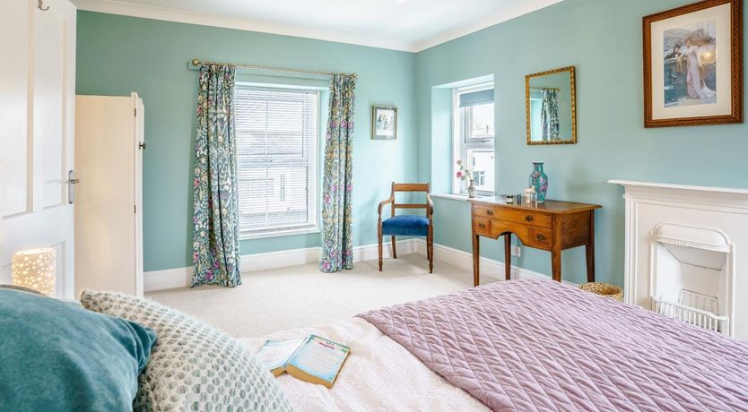 Photo of 3 Bed in Narberth