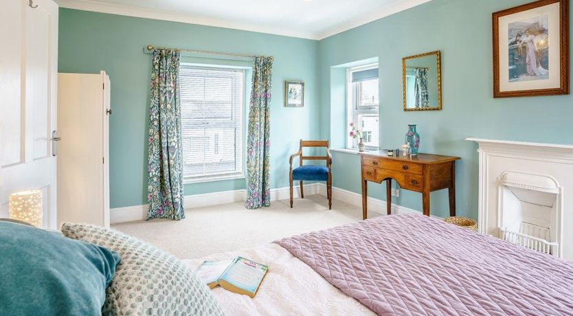 Photo of 3 Bed in Narberth