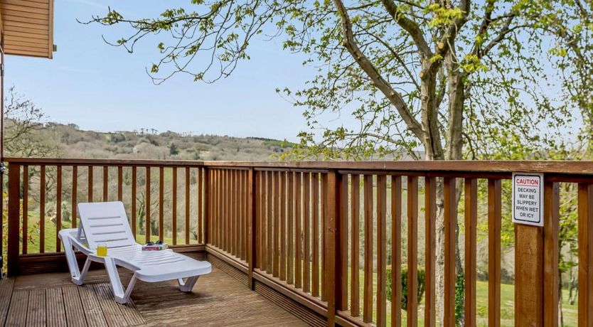 Photo of 2 Bed in Romansleigh