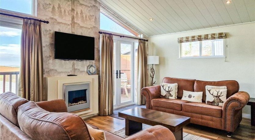 Photo of 2 Bed in Romansleigh