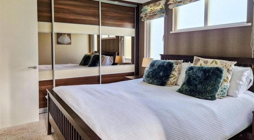 Photo of 2 Bed in Romansleigh