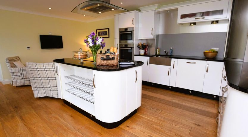 Photo of 4 Bed in Moffat