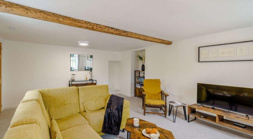 Photo of 2 Bed in Redmain