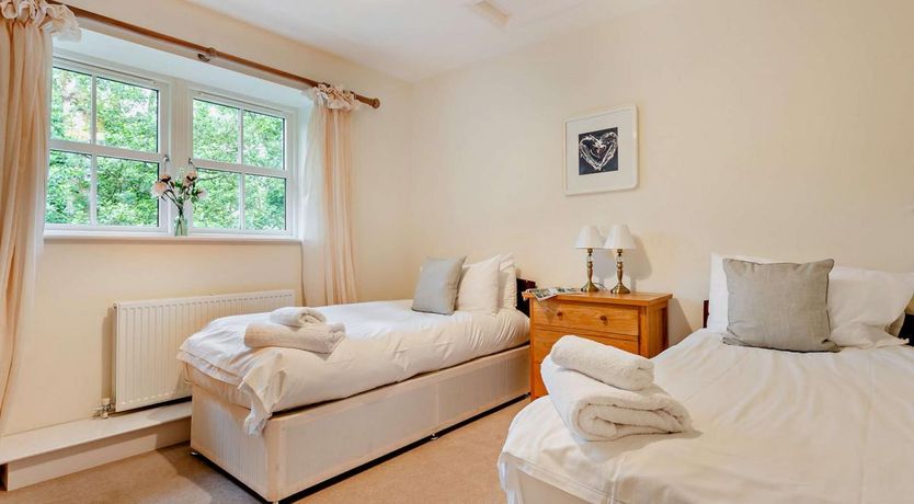 Photo of 5 Bed in Santon Bridge