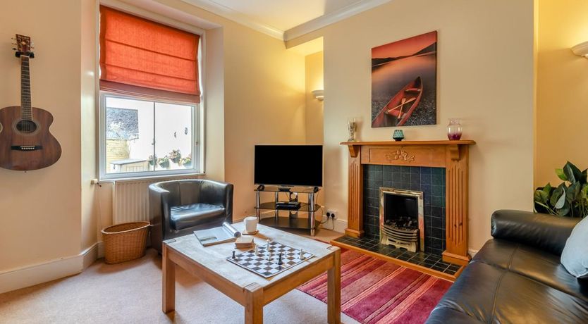 Photo of 6 Bed in Tenby