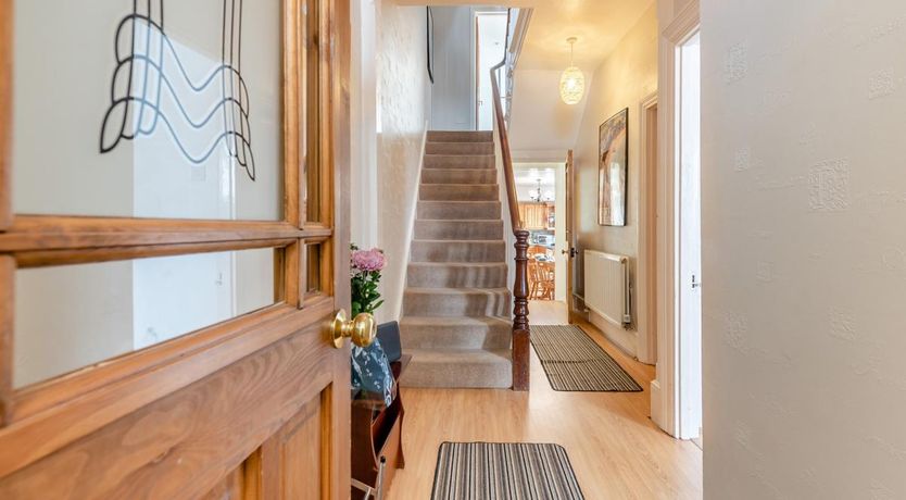 Photo of 6 Bed in Tenby