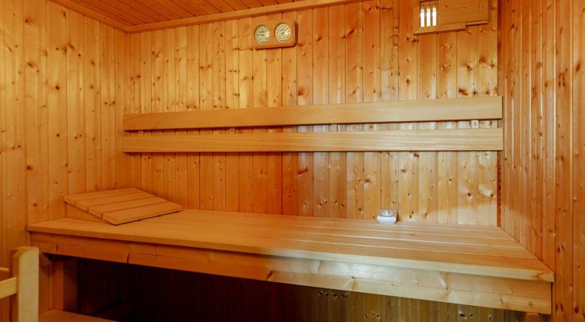 Photo of 2 Bed in Branscombe