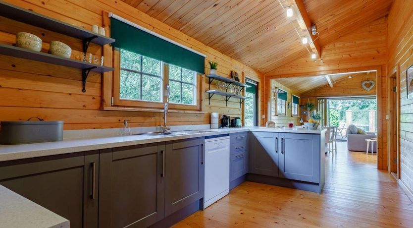 Photo of 2 Bed in Branscombe