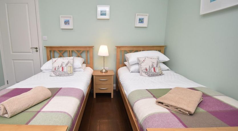 Photo of 2 Bed in Saundersfoot