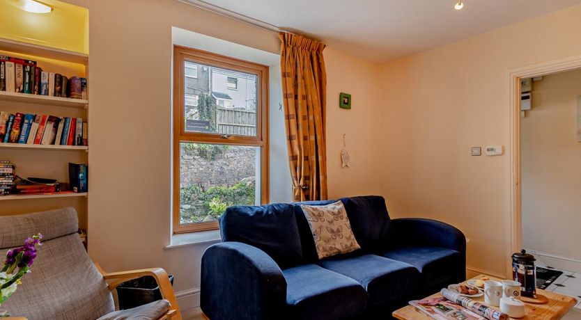 Photo of 3 Bed in Tenby