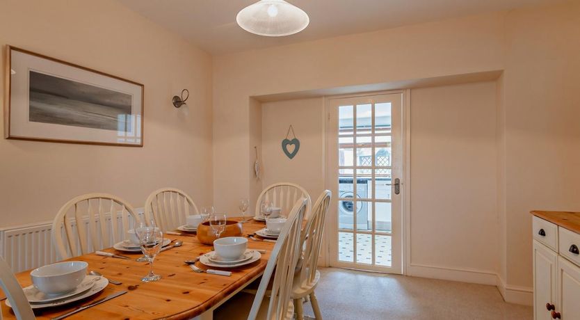 Photo of 3 Bed in Tenby