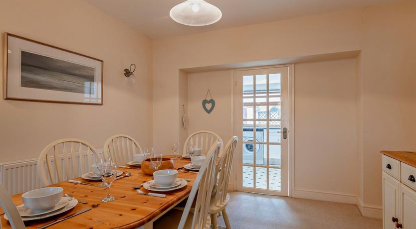Photo of 3 Bed in Tenby