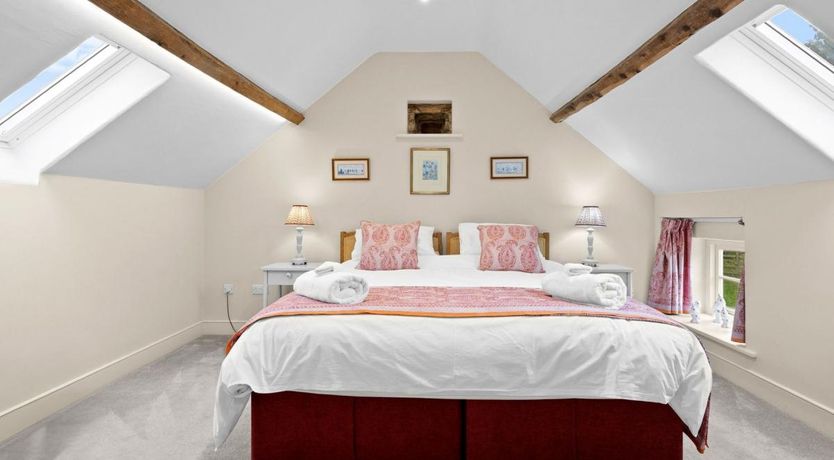 Photo of 2 Bed in Haytons Bent