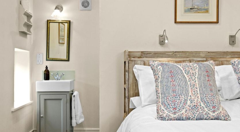 Photo of 2 Bed in Ludlow