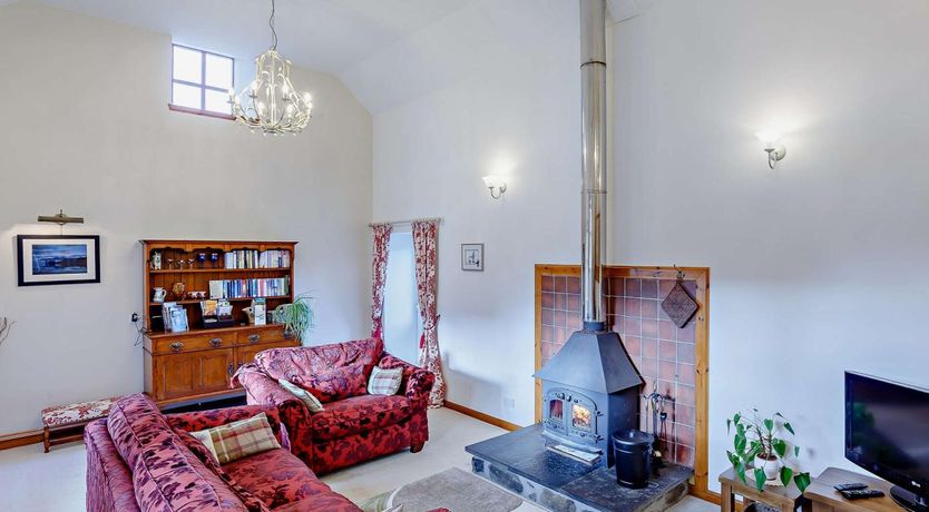 Photo of 2 Bed in Huntly