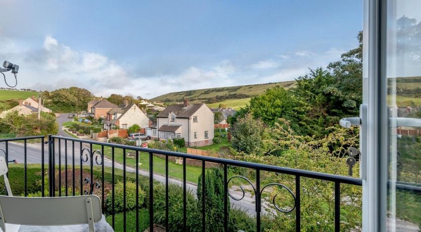 Photo of in West Lulworth (79228)