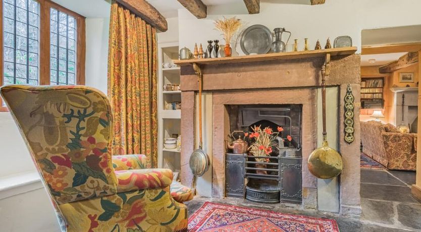 Photo of 5 Bed in Holmrook