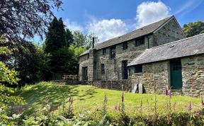 Photo of Cottage in West Wales