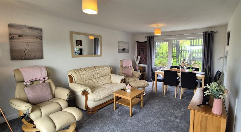 Photo of 2 Bed in Ilfracombe