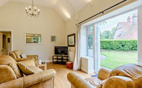 Photo of 2 Bed in Blandford Forum