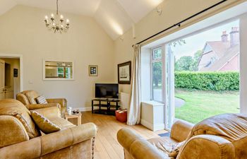 2 Bed in Blandford Forum Holiday Cottage