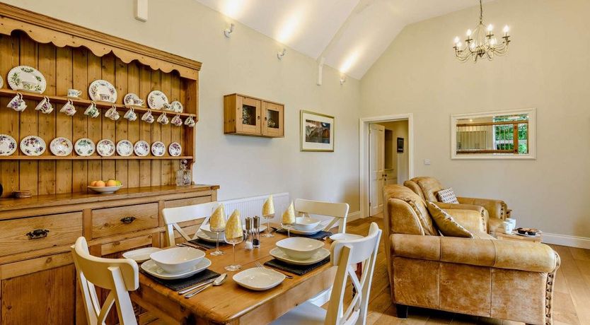 Photo of 2 Bed in Winterborne Zelston