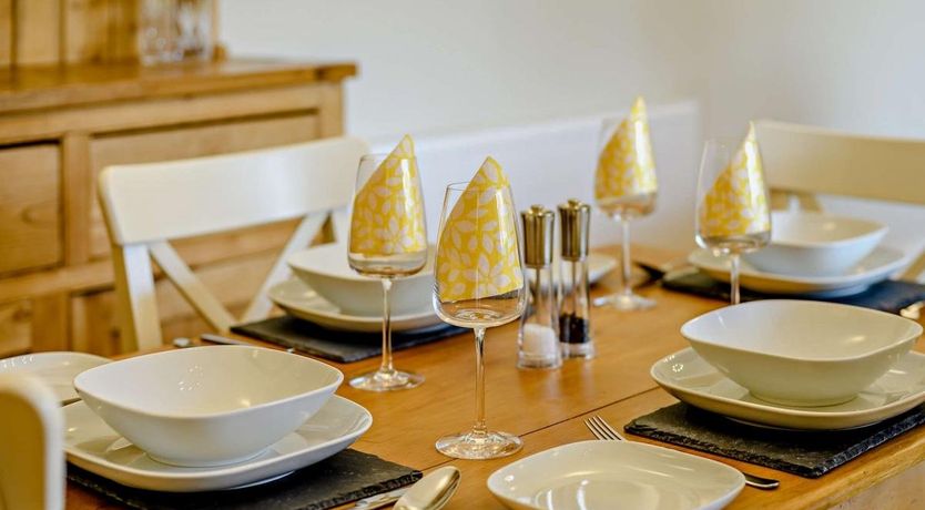 Photo of 2 Bed in Winterborne Zelston