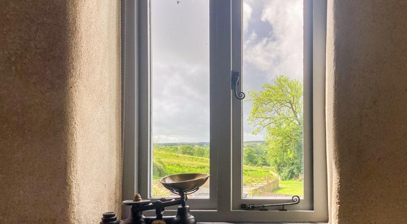 Photo of 3 Bed in Bridgerule