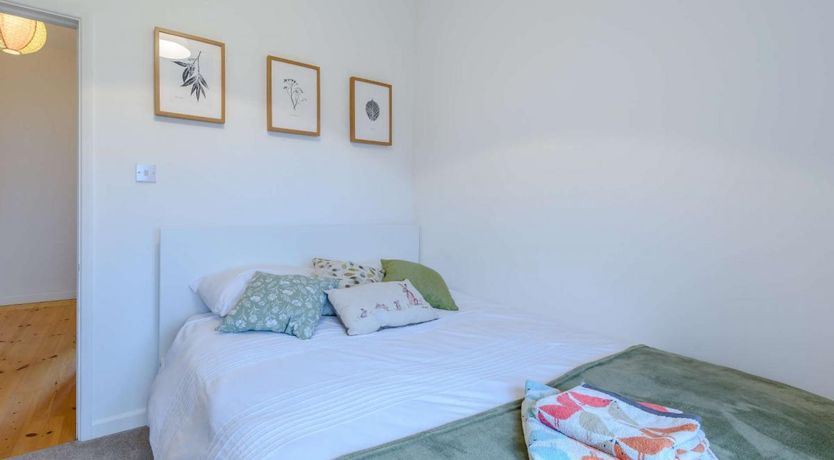 Photo of 4 Bed in Combe Martin