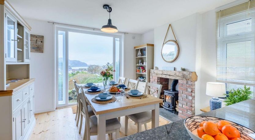 Photo of 4 Bed in Combe Martin