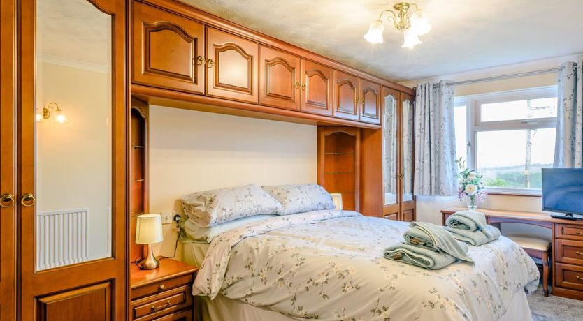 Photo of 3 Bed in Torrington