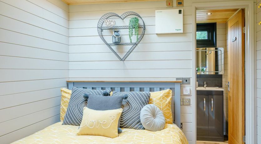 Photo of 1 Bed in Abergavenny