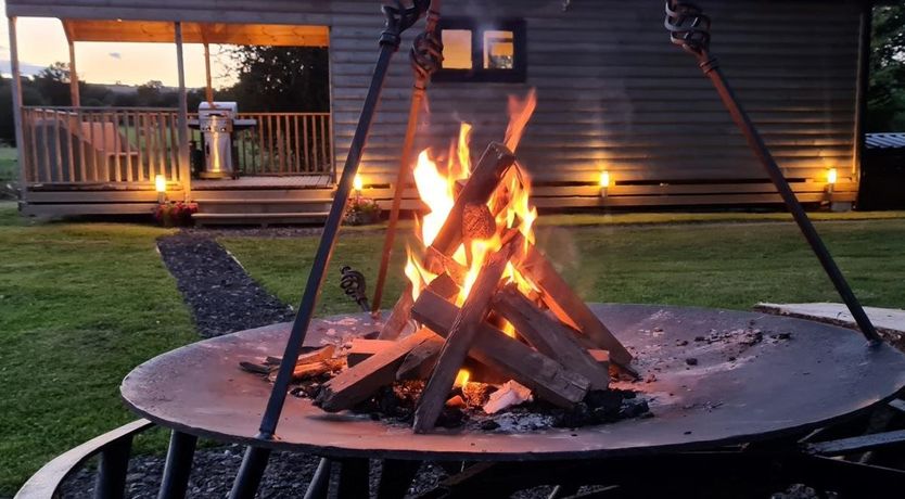 Photo of 1 Bed in Llanddewi Rhydderch