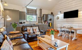 Photo of 2 Bed in Abergavenny