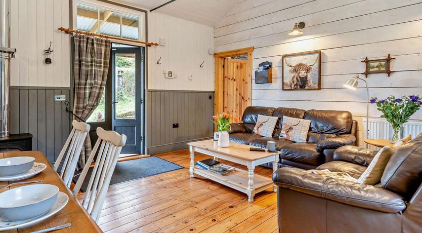 Photo of 2 Bed in Pantygelli