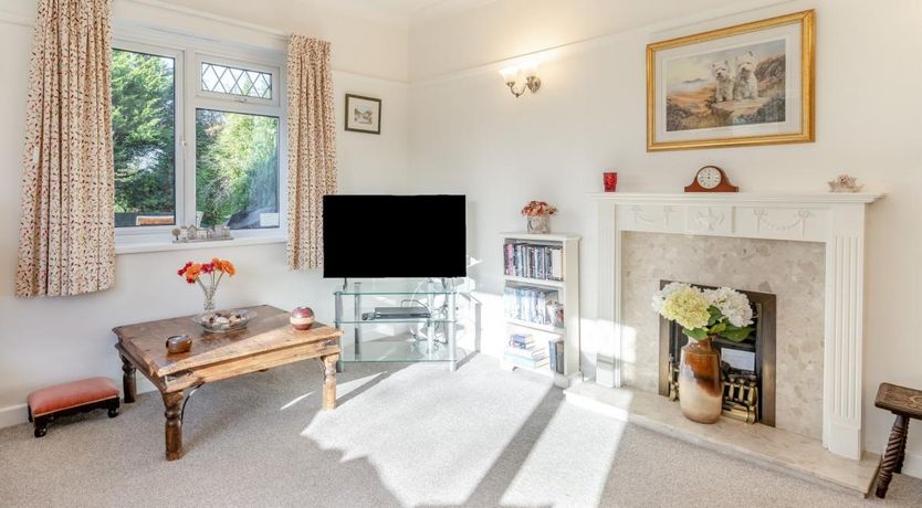 Photo of 3 Bed in Crickhowell