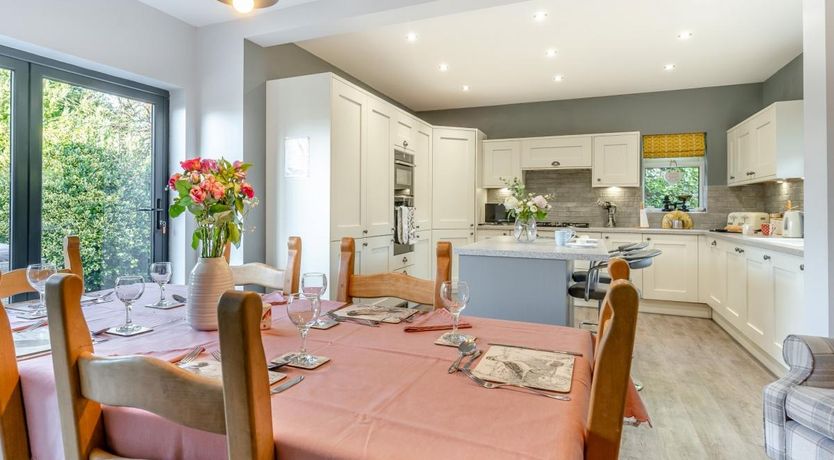 Photo of 3 Bed in Crickhowell