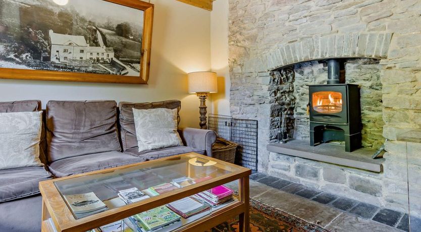 Photo of 4 Bed in Hay-on-Wye