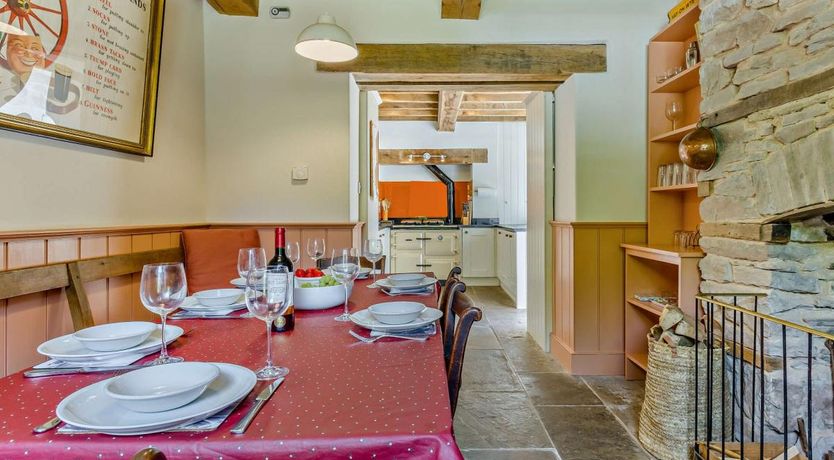 Photo of 4 Bed in Hay-on-Wye