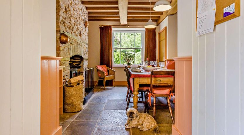 Photo of 4 Bed in Hay-on-Wye